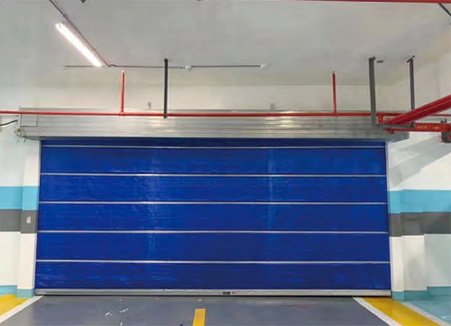 實(shí)用新型名稱(chēng)一種方便檢修UV燈的光催化氧化裝置-1